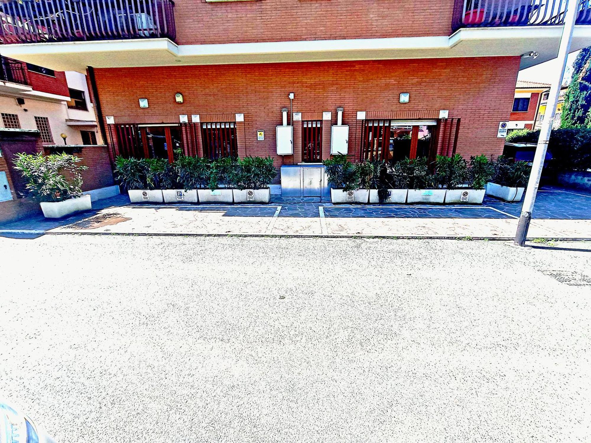 Apartment 1 Rom