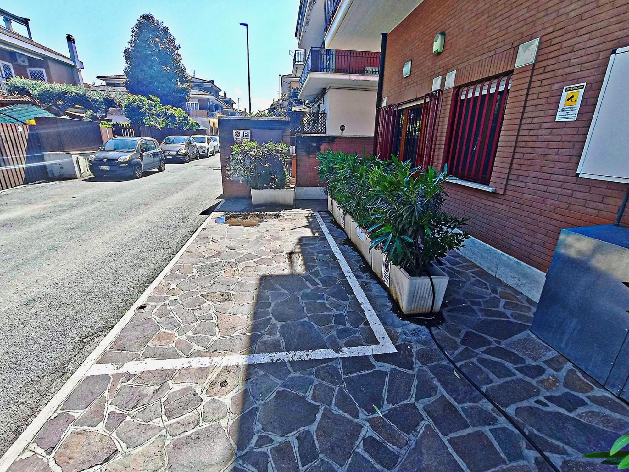 1 Apartment Rom